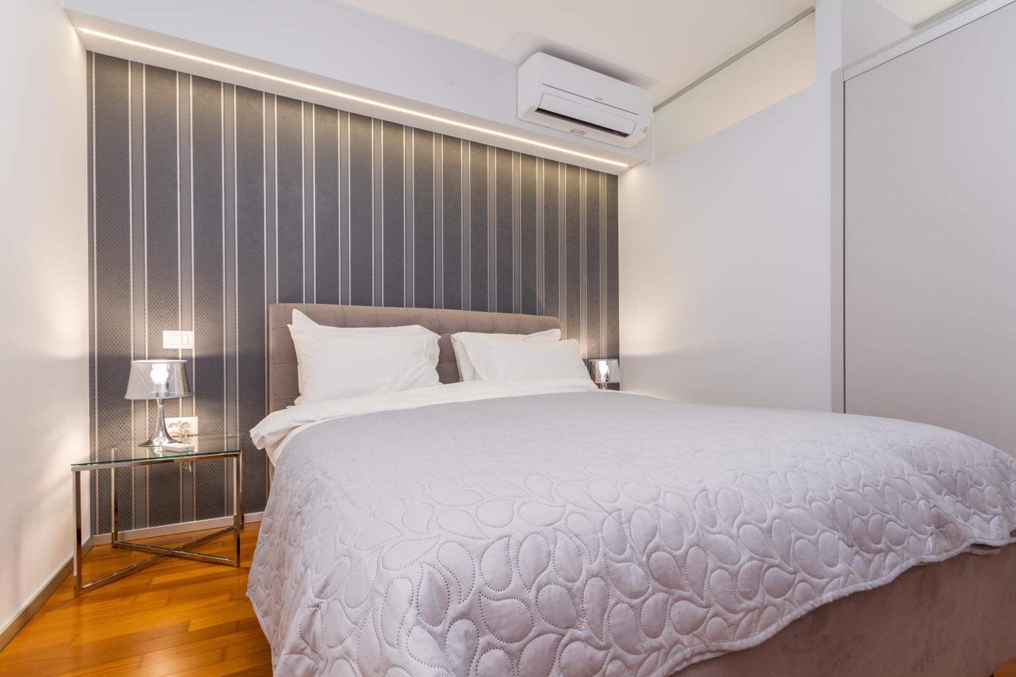 Apartments Lux By Locap Group ปอร์โตรอซ ภายนอก รูปภาพ