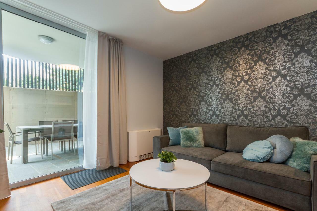 Apartments Lux By Locap Group ปอร์โตรอซ ภายนอก รูปภาพ