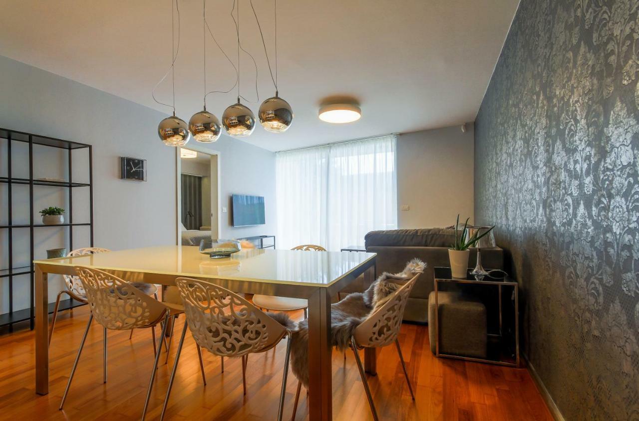 Apartments Lux By Locap Group ปอร์โตรอซ ภายนอก รูปภาพ