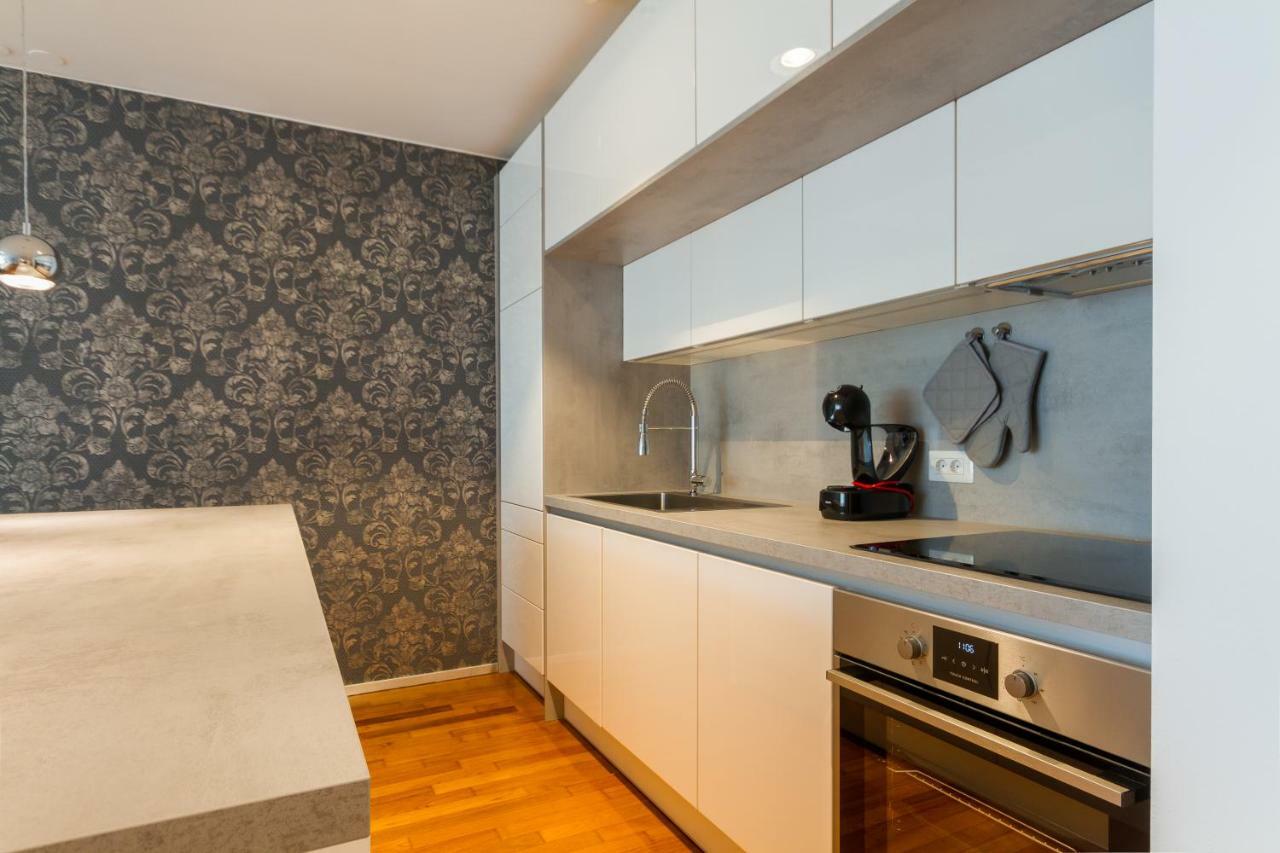 Apartments Lux By Locap Group ปอร์โตรอซ ภายนอก รูปภาพ